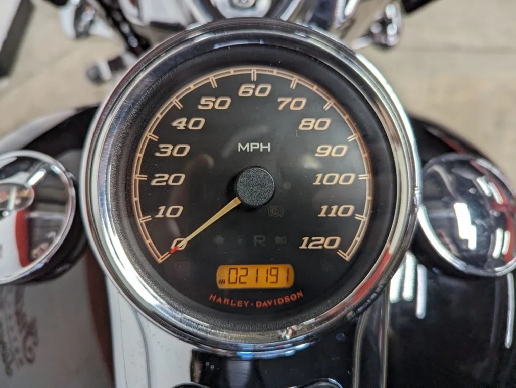 Used 2015 BLACK Harley-Davidson®  image 12