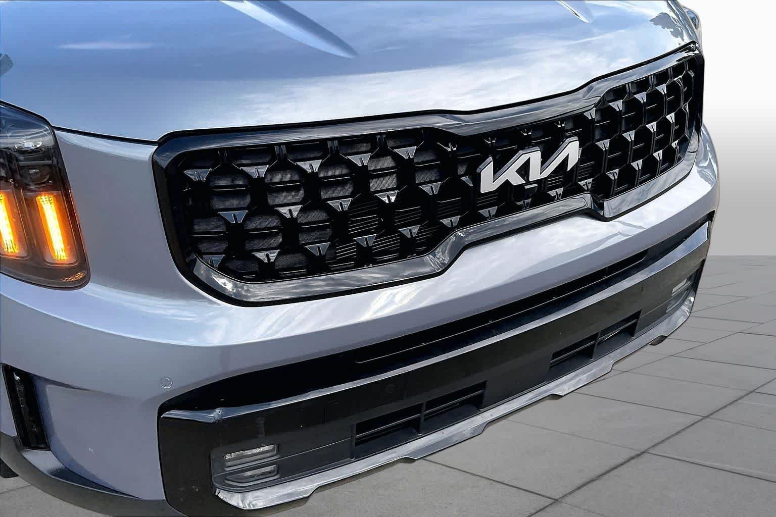 Used 2024 Everlasting Silver Kia SX X-Pro image 29