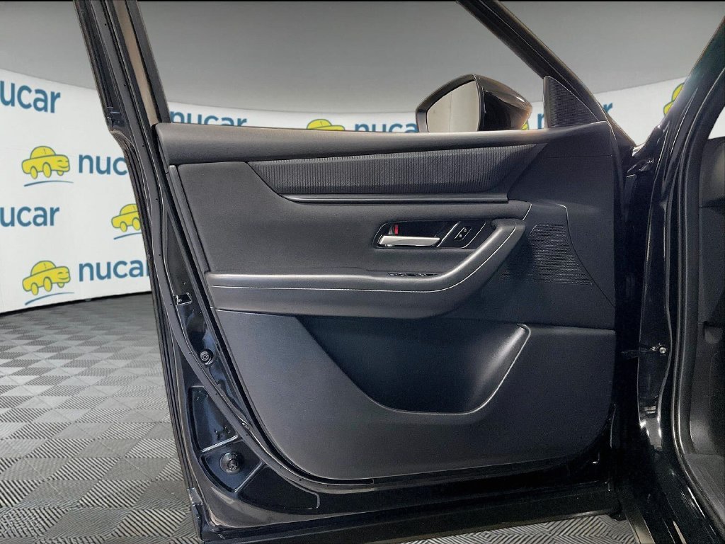 Used 2025 Jet Black Mica Mazda 3.3 Turbo Select image 9