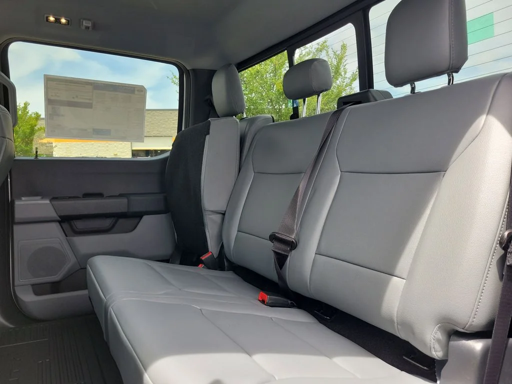 New 2026 Oxford White Ford F-350® XL image 10