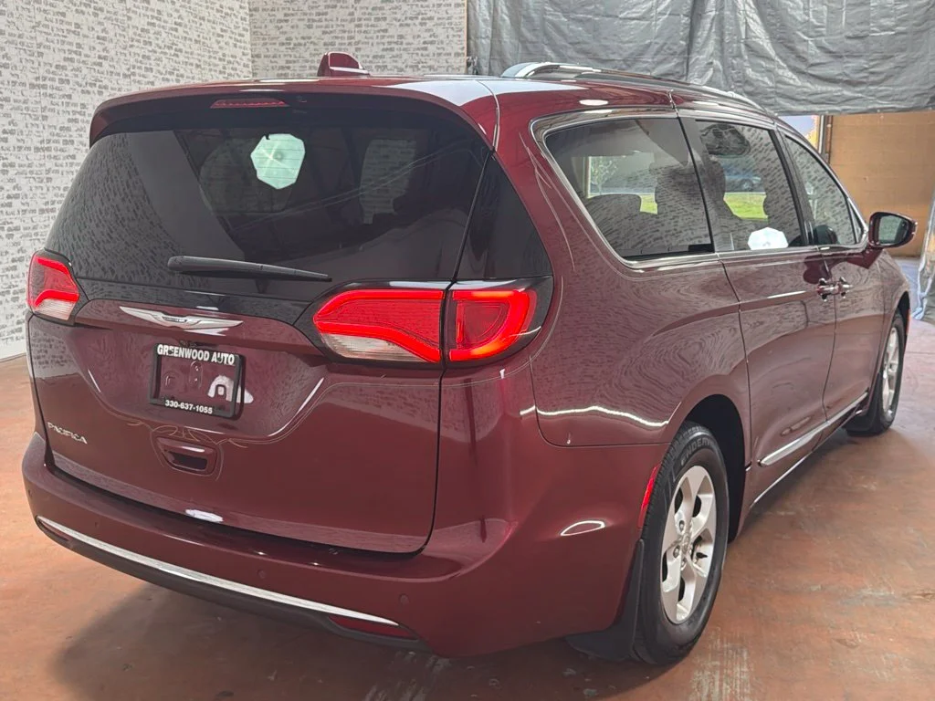 Used 2017 Velvet Red Pearlcoat Chrysler Touring L Plus image 7