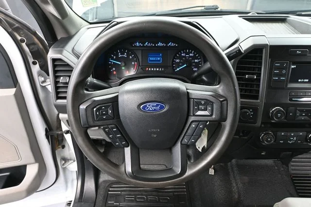 Used 2019 White Ford XL image 25