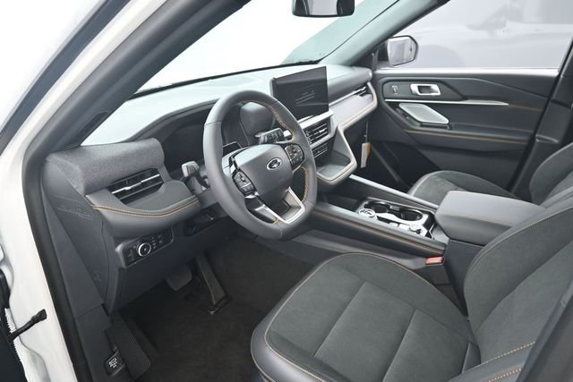 New 2026 Star White Metallic Tri-Coat Ford Tremor® image 69