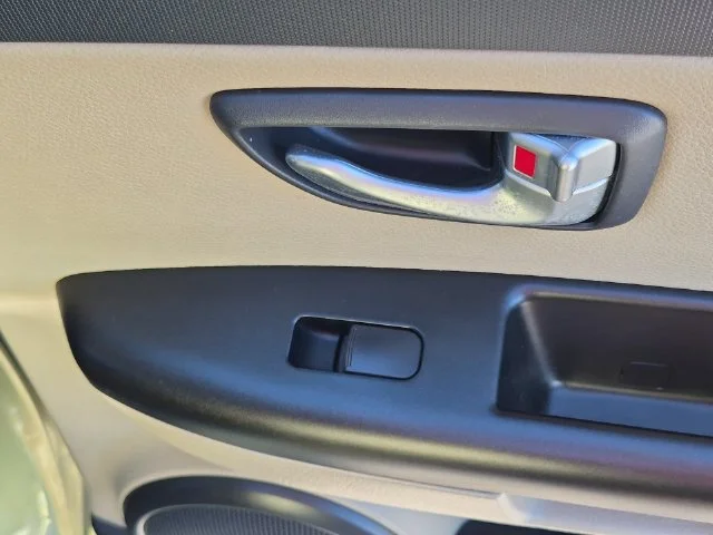 Used 2012 Green Kia Exclaim image 33