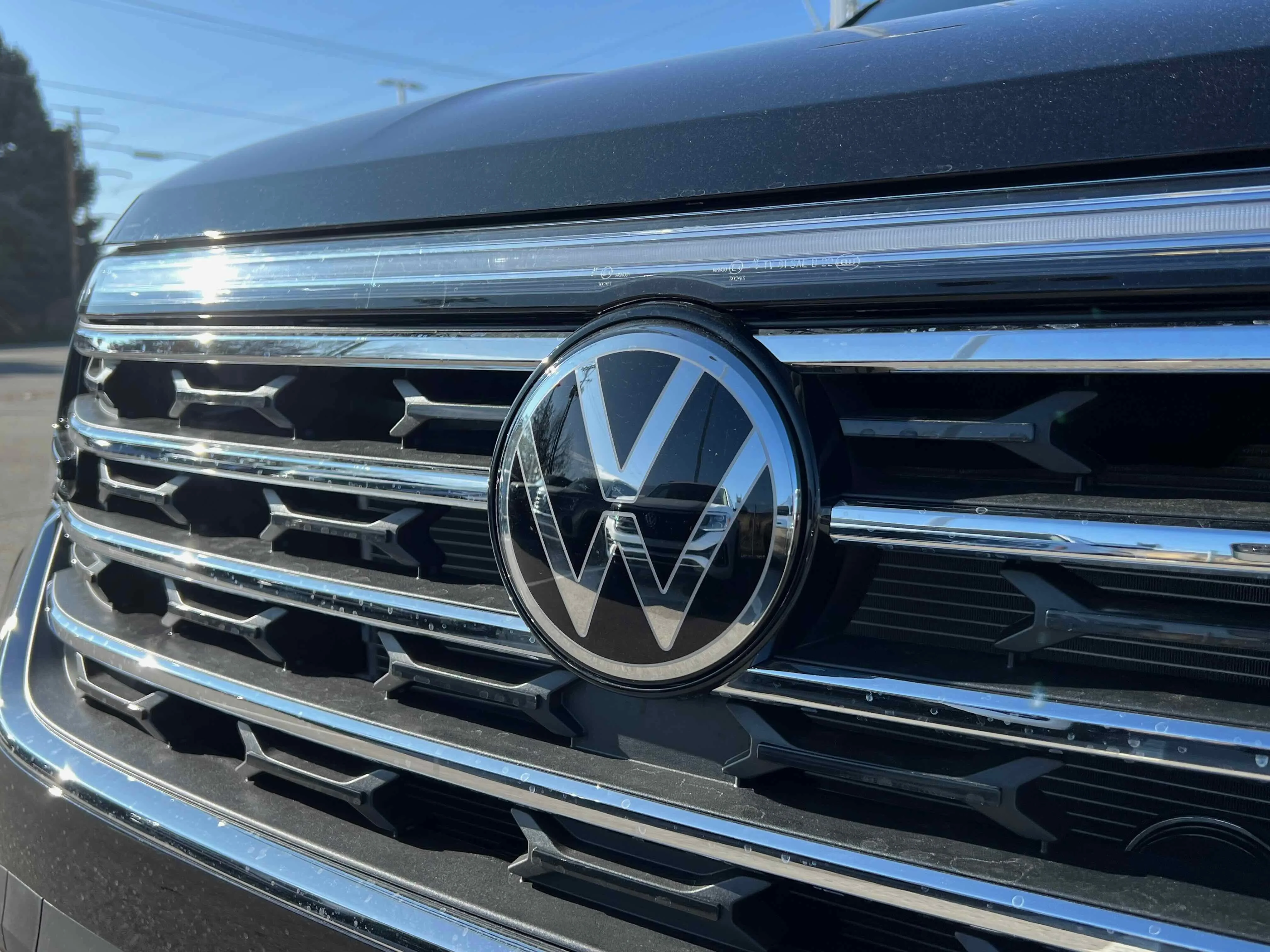 New 2026 Deep Black Volkswagen 2.0T SE w/Technology image 7