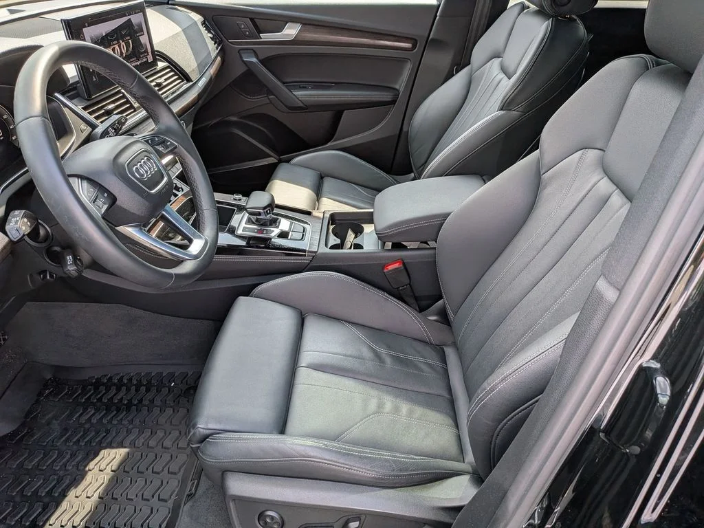 Used 2023 Black Audi 45 S line Premium image 12