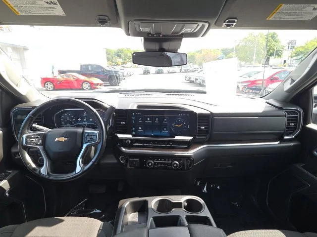 Used 2025 Black Chevrolet LT image 14