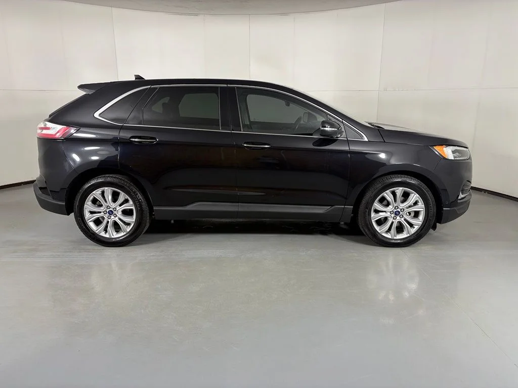 Used 2020 Black Ford Titanium image 9