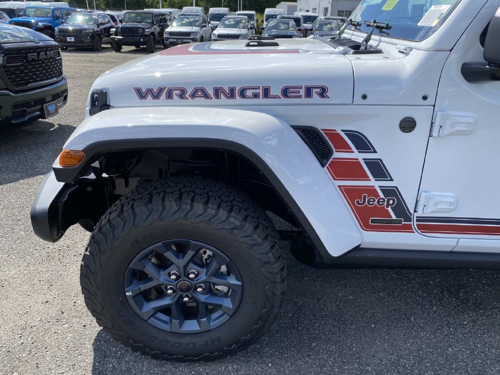 New 2026 Bright White Clearcoat Jeep  image 7