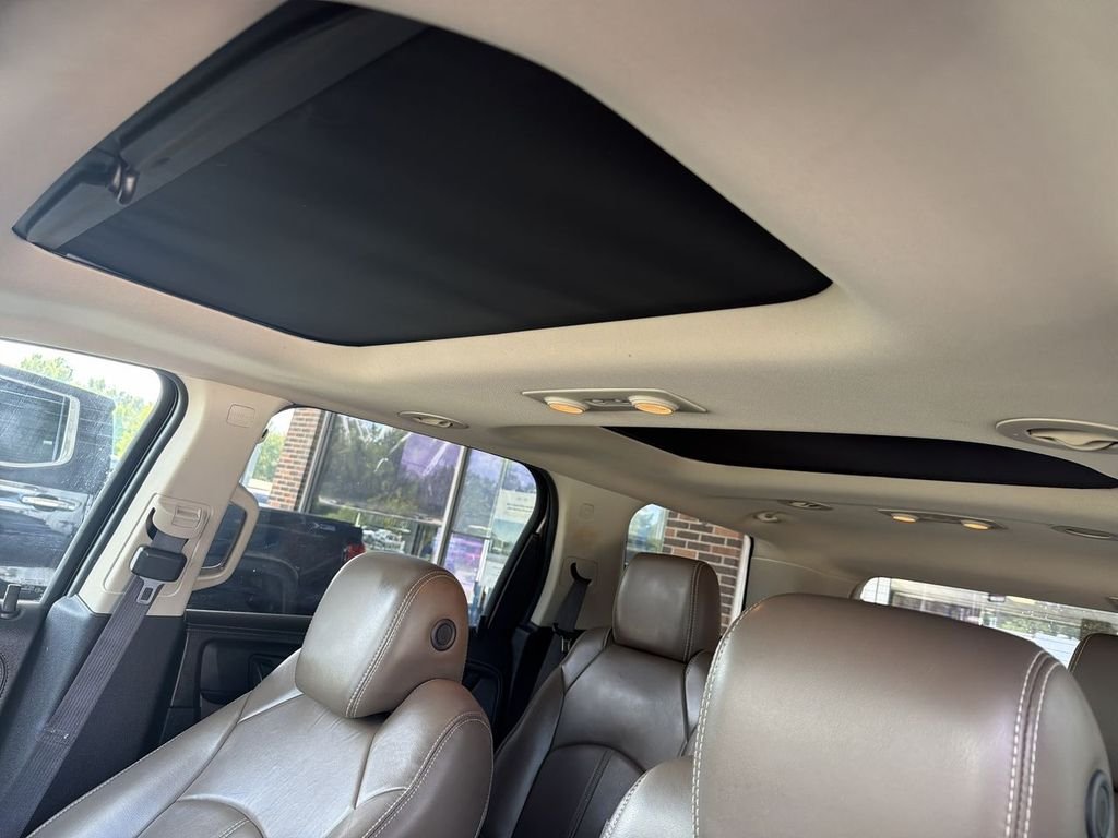 Used 2014 Gold GMC SLT-1 image 19