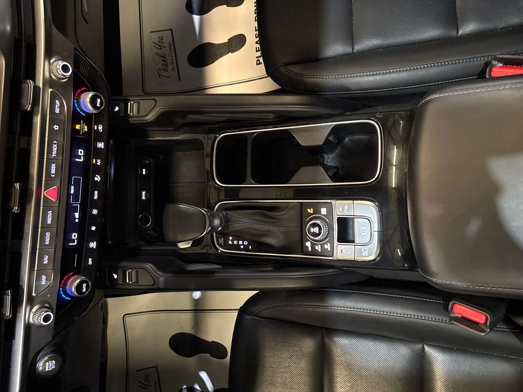 Used 2025 Black Kia S image 25