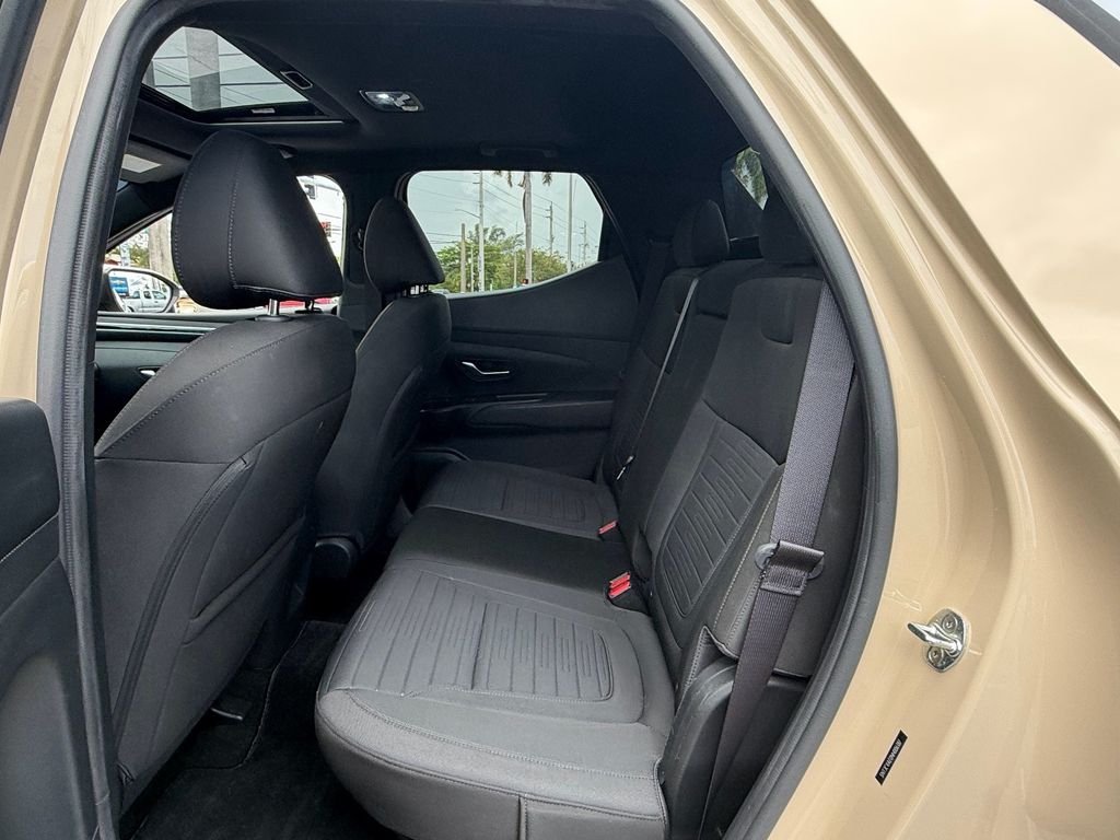 Used 2022 Beige Hyundai SEL image 11