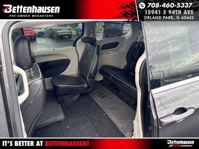 Used 2021 Gray Chrysler Limited image 9