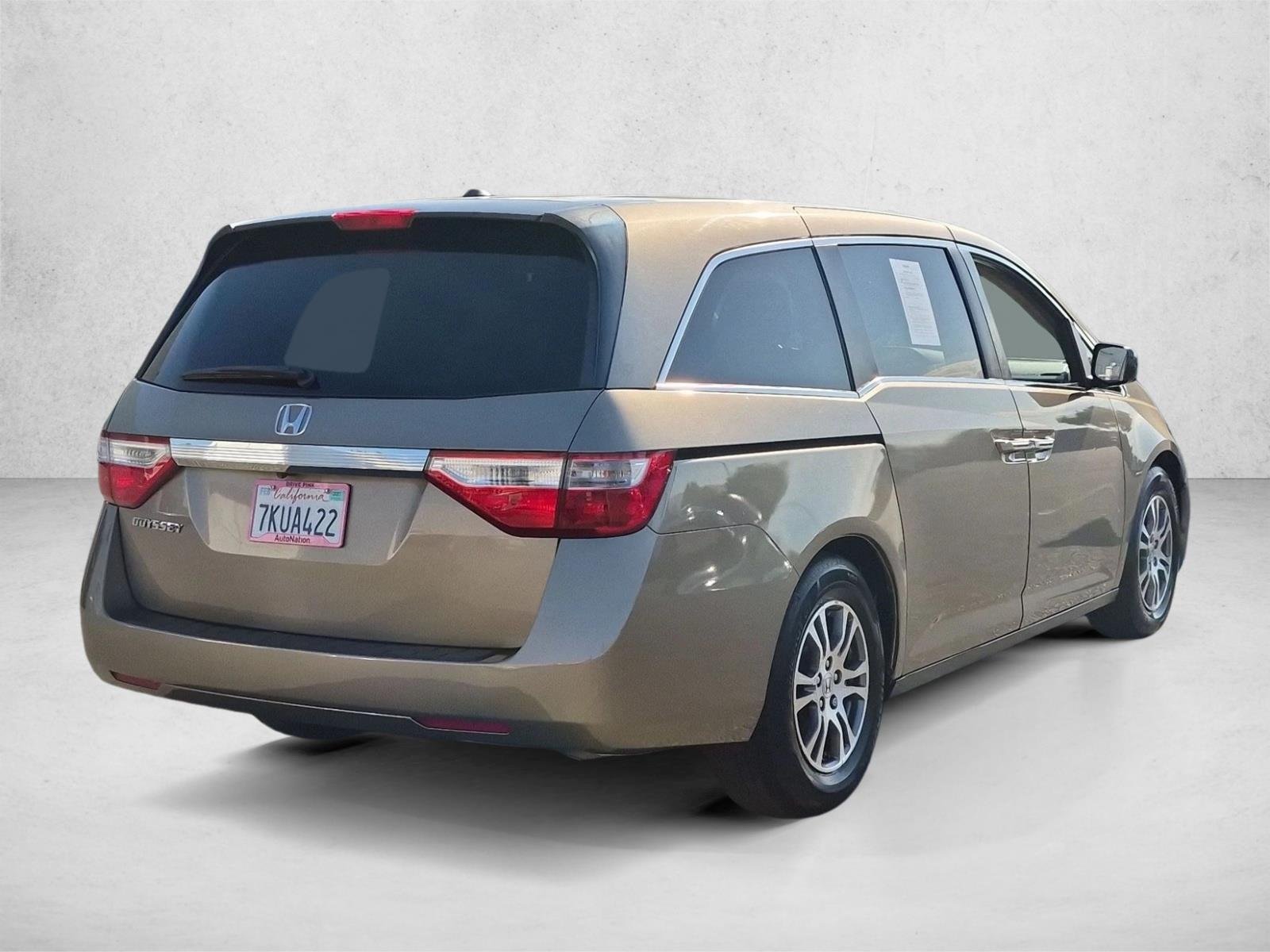 Used 2013 Gold Honda EX-L image 5