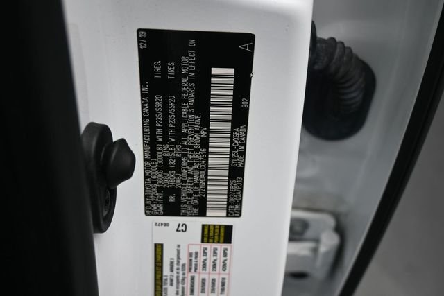Used 2020 White Lexus 450h F Sport image 18