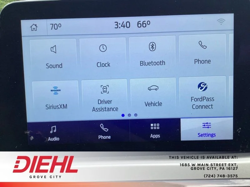 Used 2022 Blue Ford SE image 24