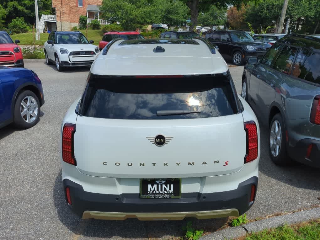 Used 2025 Nanuq White Metallic MINI S image 10