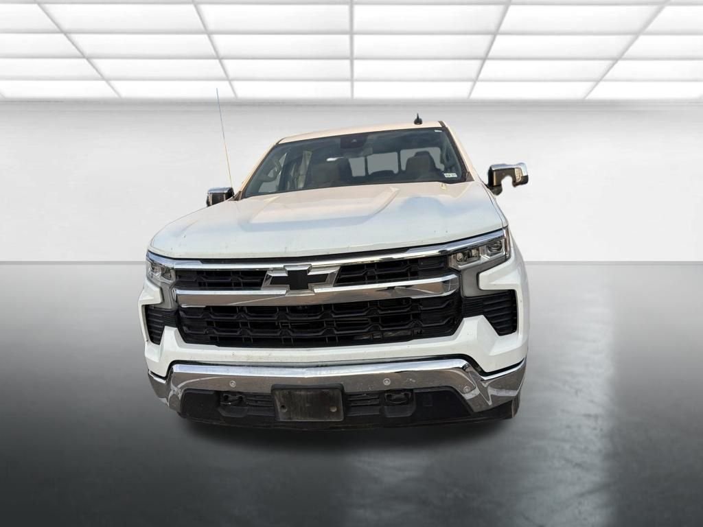 Used 2025 Summit White Chevrolet LT image 6
