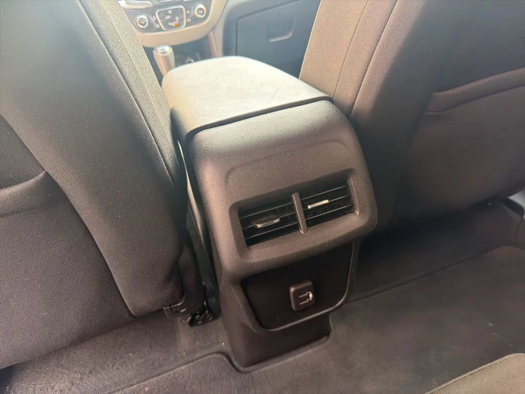 Used 2021 Blue Chevrolet LT image 21