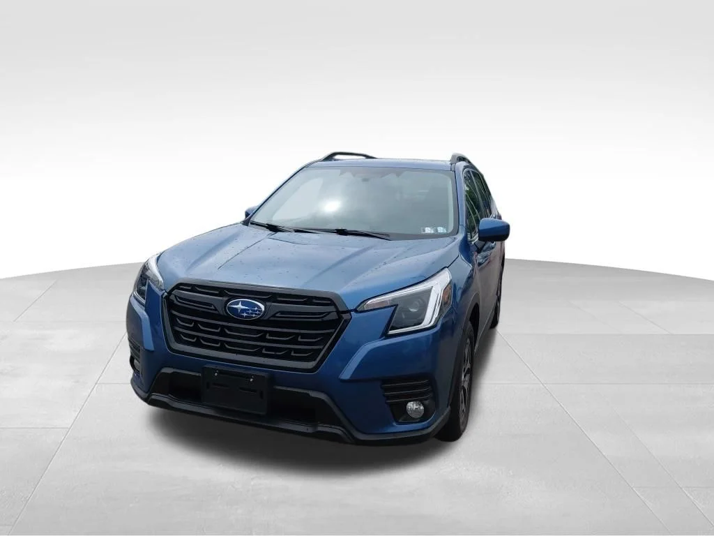 Used 2023 Horizon Blue Pearl Subaru Premium image 2