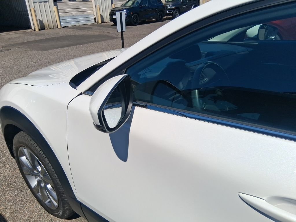 Used 2021 White Mazda Select image 13