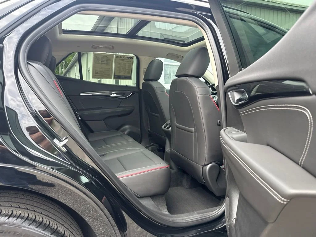 Used 2023 Ebony Twilight Metallic Buick Essence image 19