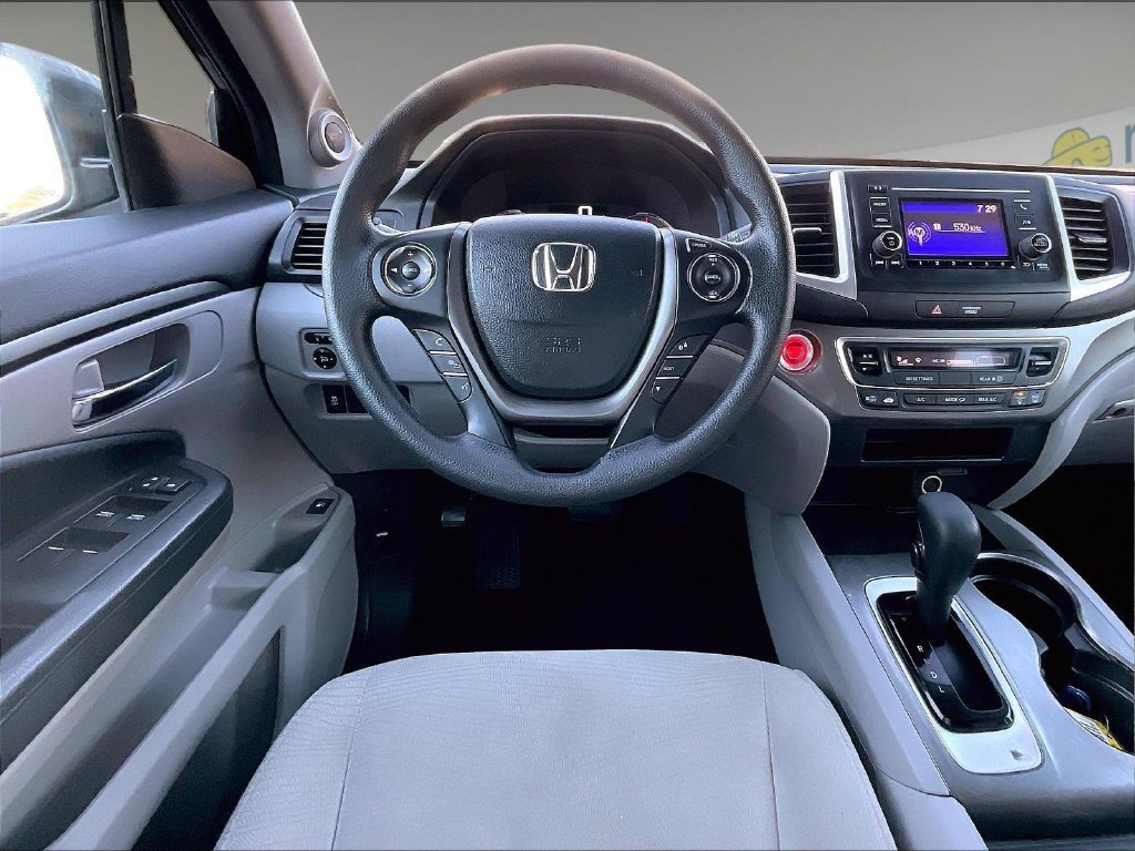 Used 2018 Gray Honda LX image 18