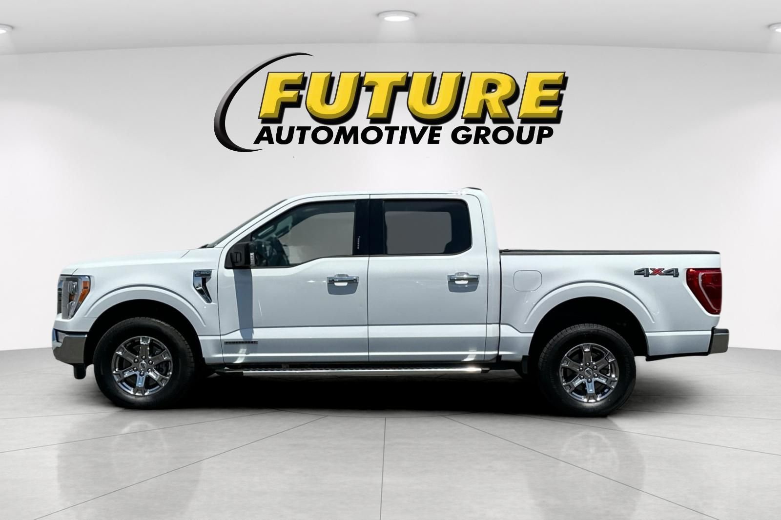 Used 2023 White Ford XLT image 7