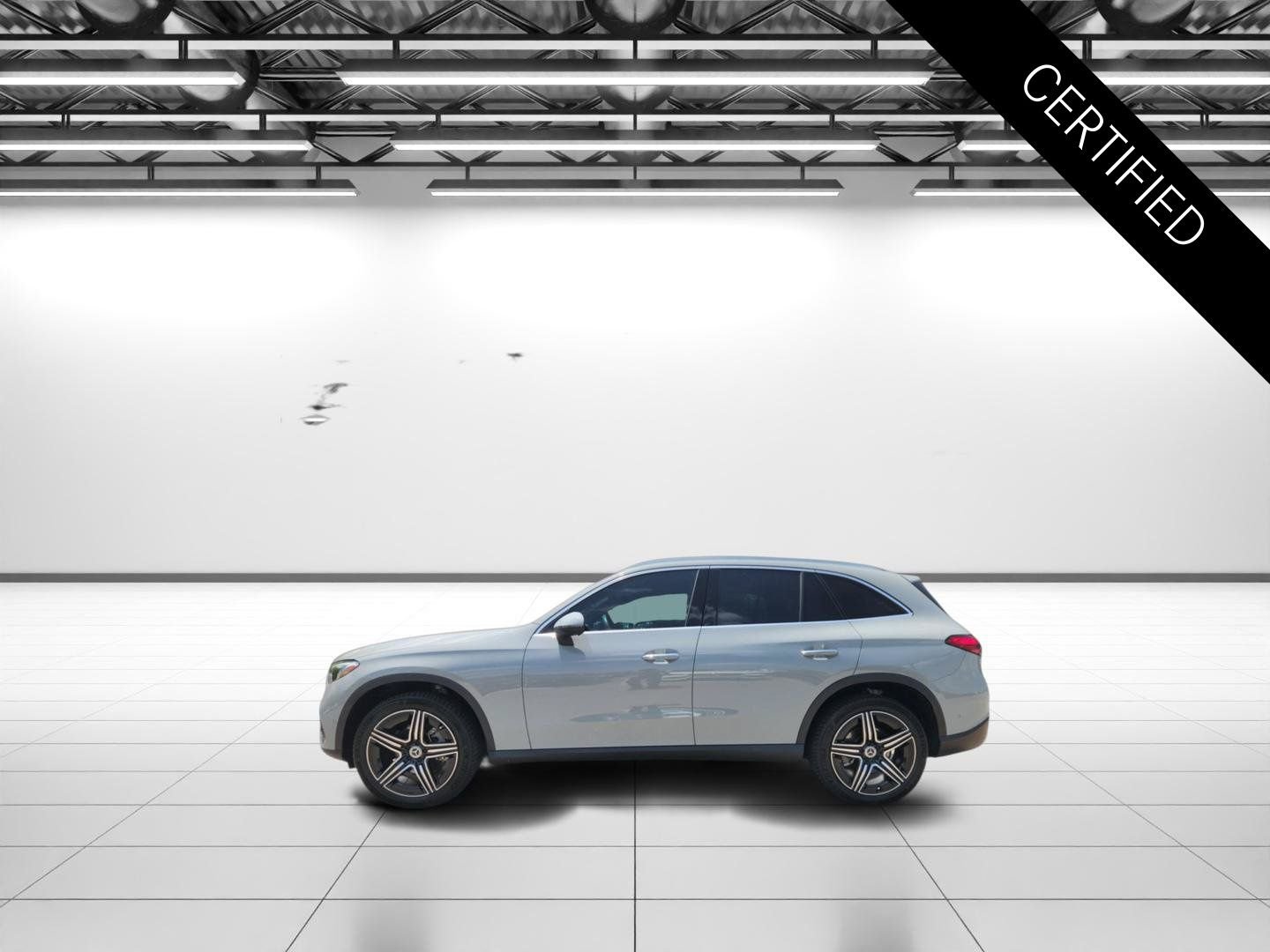 Certified Used 2026 MANUFAKTUR Alpine Gray Mercedes-Benz GLC 300 image 6