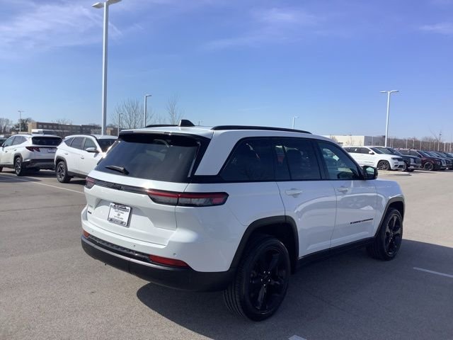 Used 2023 Bright White Clearcoat Jeep Altitude X image 6