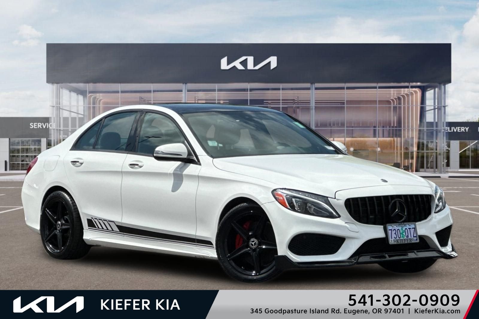 2018 Mercedes-Benz C-Class C300's photo