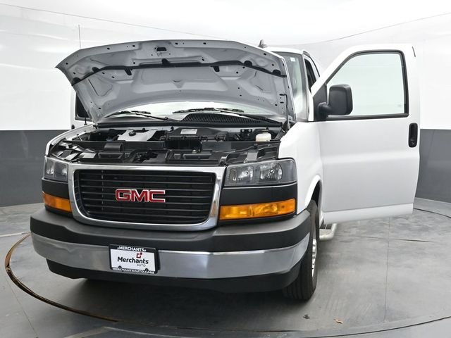 Used 2025 White GMC Work Van image 40