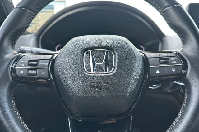 Used 2024 [black] Crys Honda Sport image 25