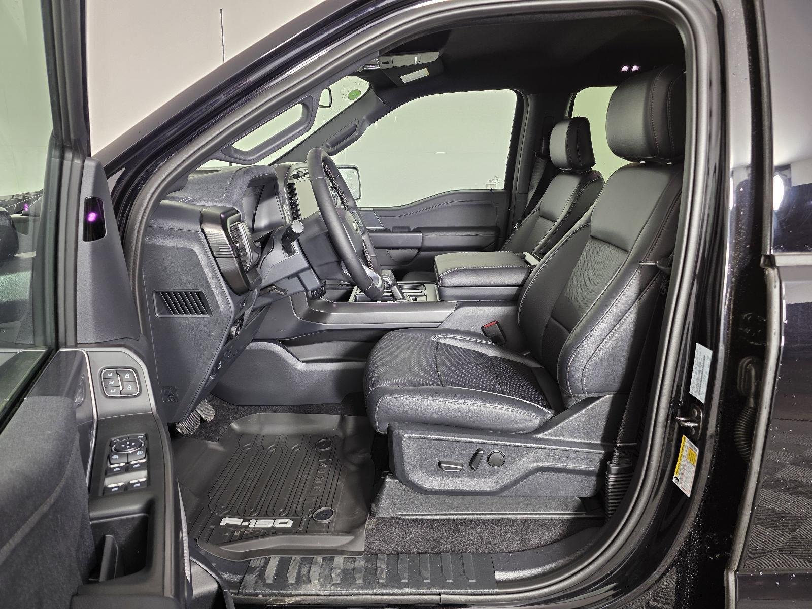 New 2025 Agate Black Metallic Ford Lariat® image 52