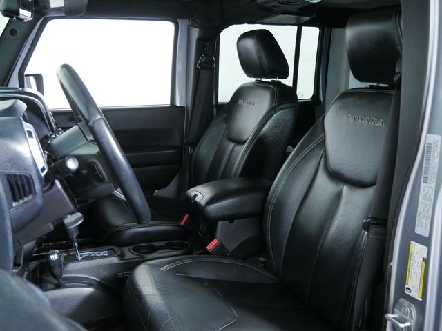 Used 2016 Silver Jeep Unlimited Sahara image 20