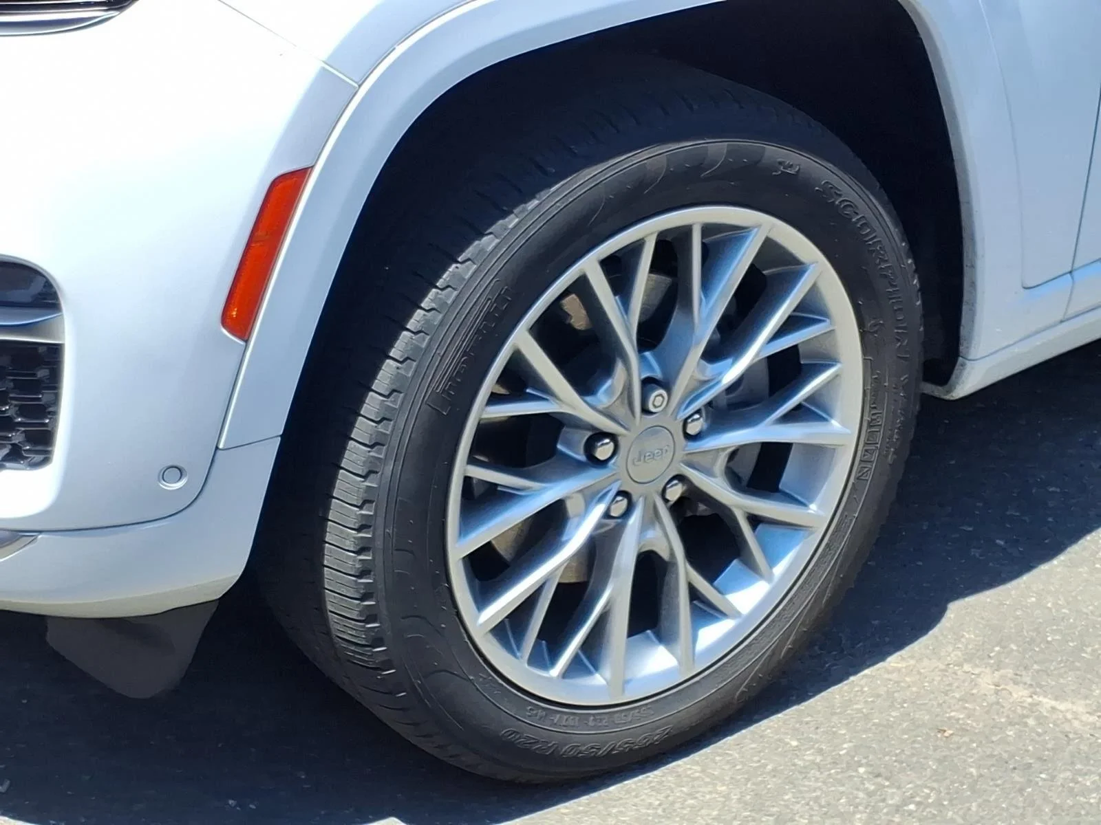 Used 2023 Bright White Clearcoat Jeep Summit image 3