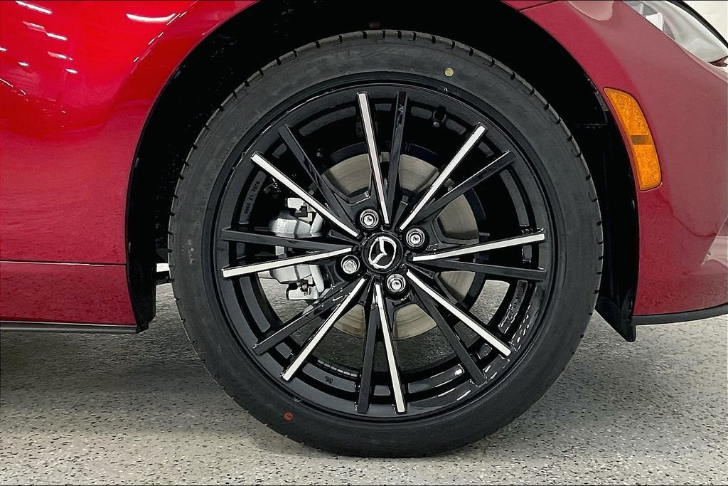 2025 Mazda MX-5 Miata Grand Touring - Photo 12