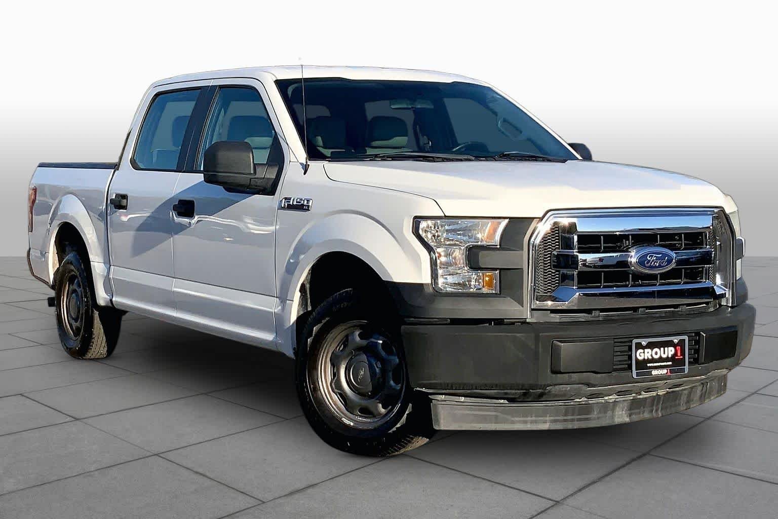 Used 2017 Oxford White Ford XL image 3