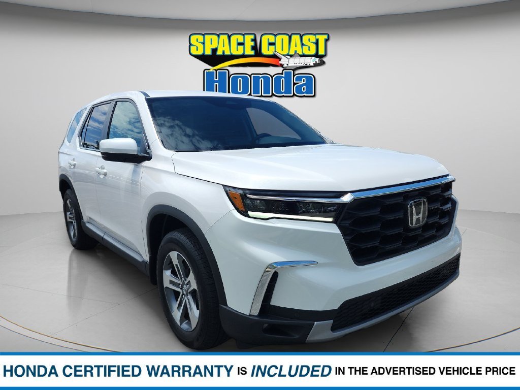 Used 2025  Honda EX-L image 1