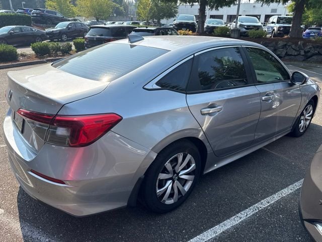Used 2023 Lunar Silver Metallic Honda LX image 3