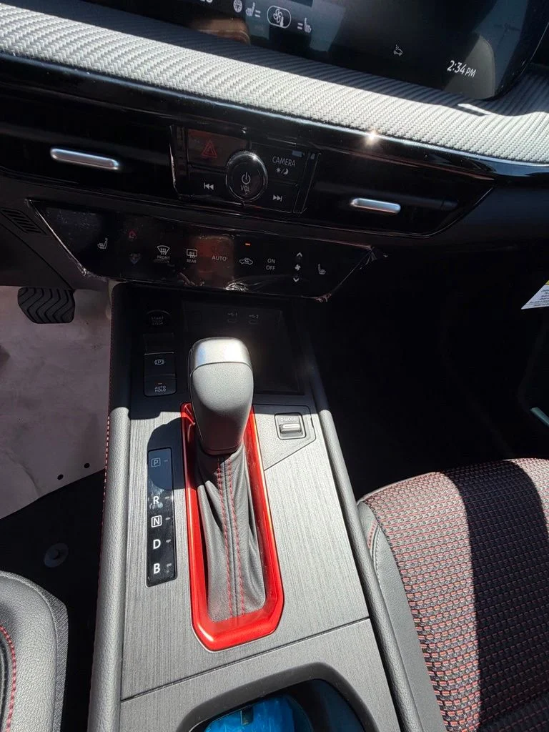 New 2026 Gray Nissan SR image 28