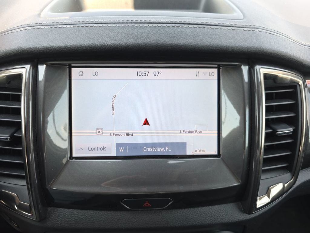 Used 2020 White Ford Lariat image 18
