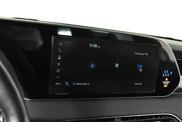 Used 2022 White Hyundai Calligraphy image 23