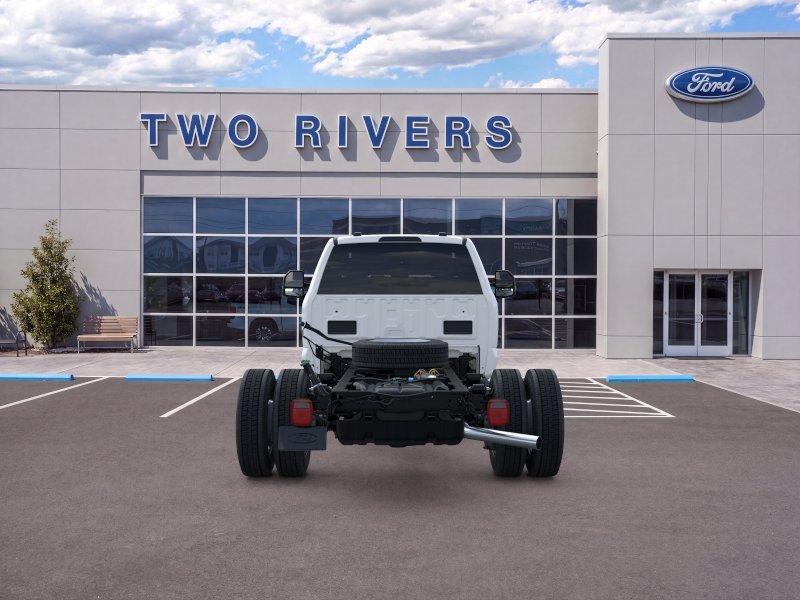 New 2026 Oxford White Ford F-450 image 5