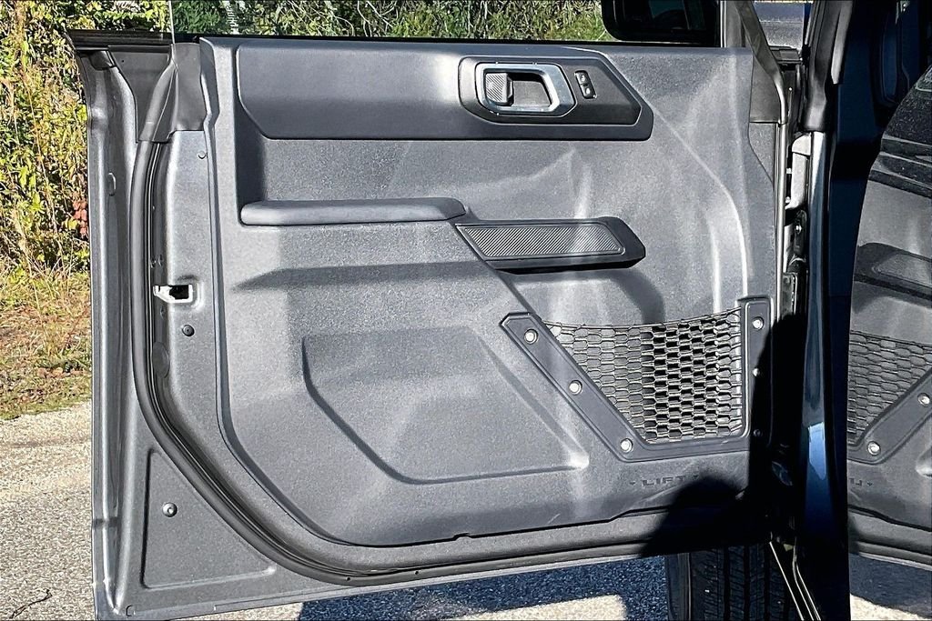 New 2025 Ford Bronco Base 4D Sport Utility