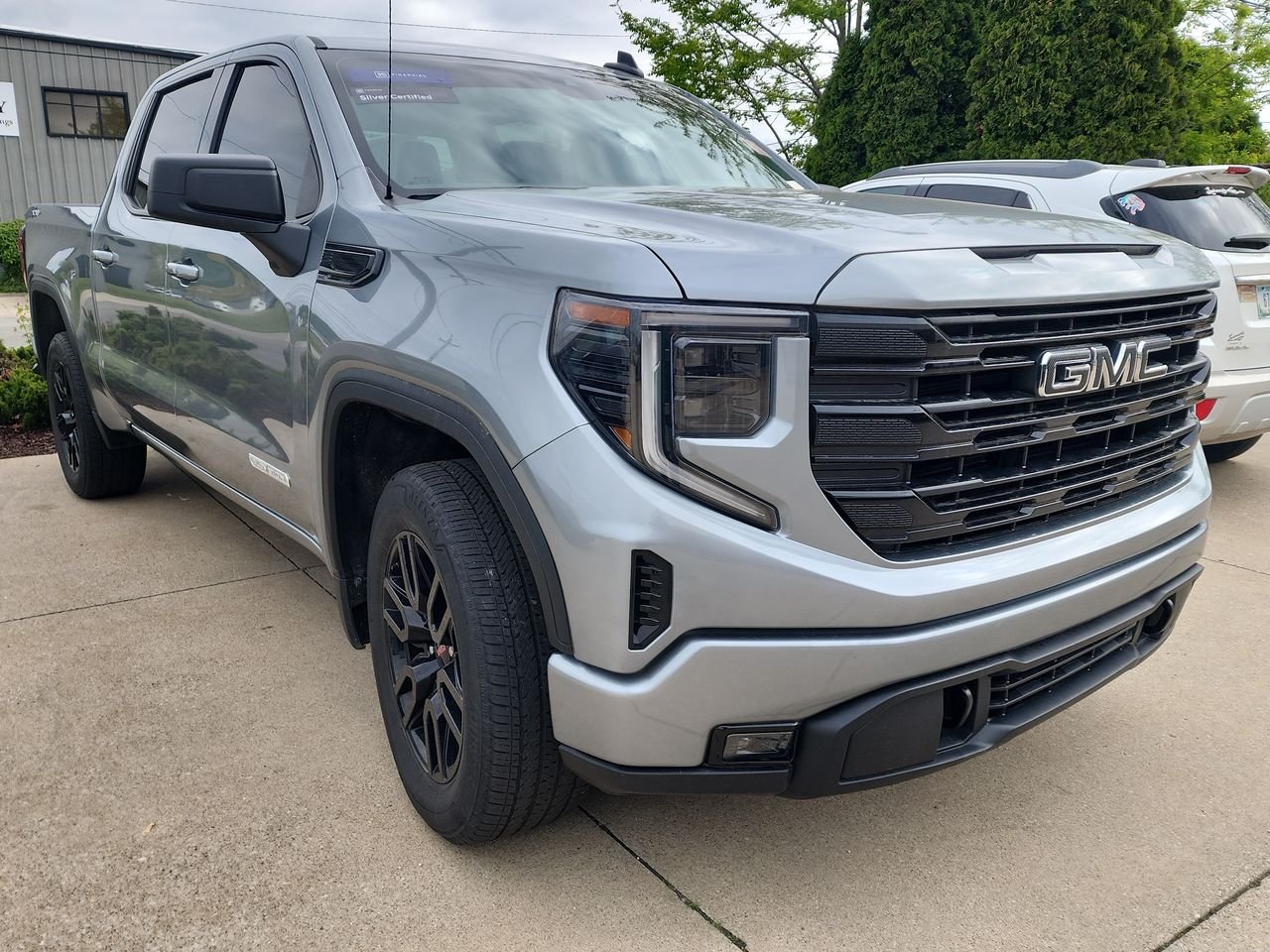 2023 GMC Sierra 4WD Crew Cab Std Box Elevation 3VL's photo