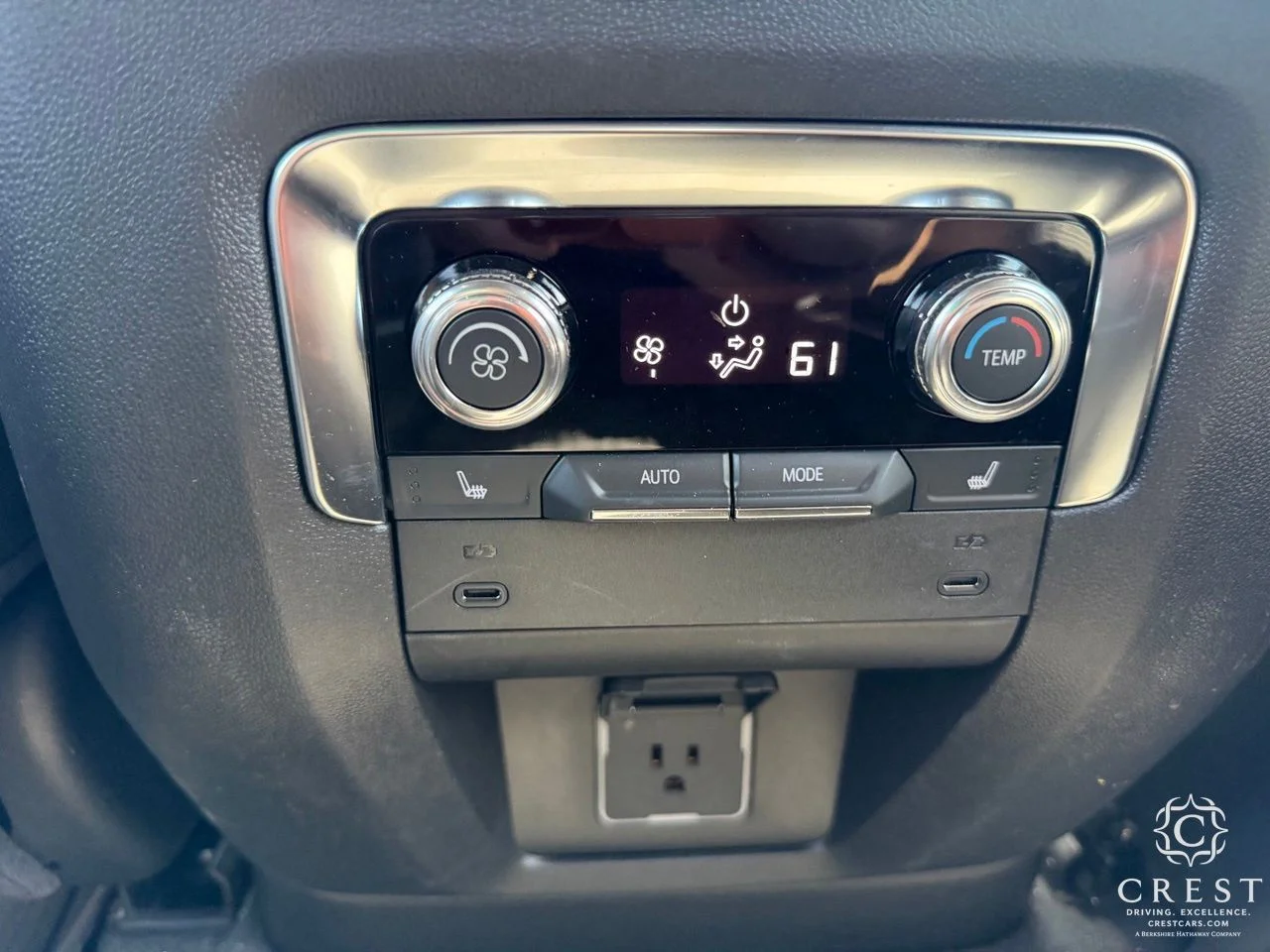 Used 2025 Onyx Black GMC Denali image 22