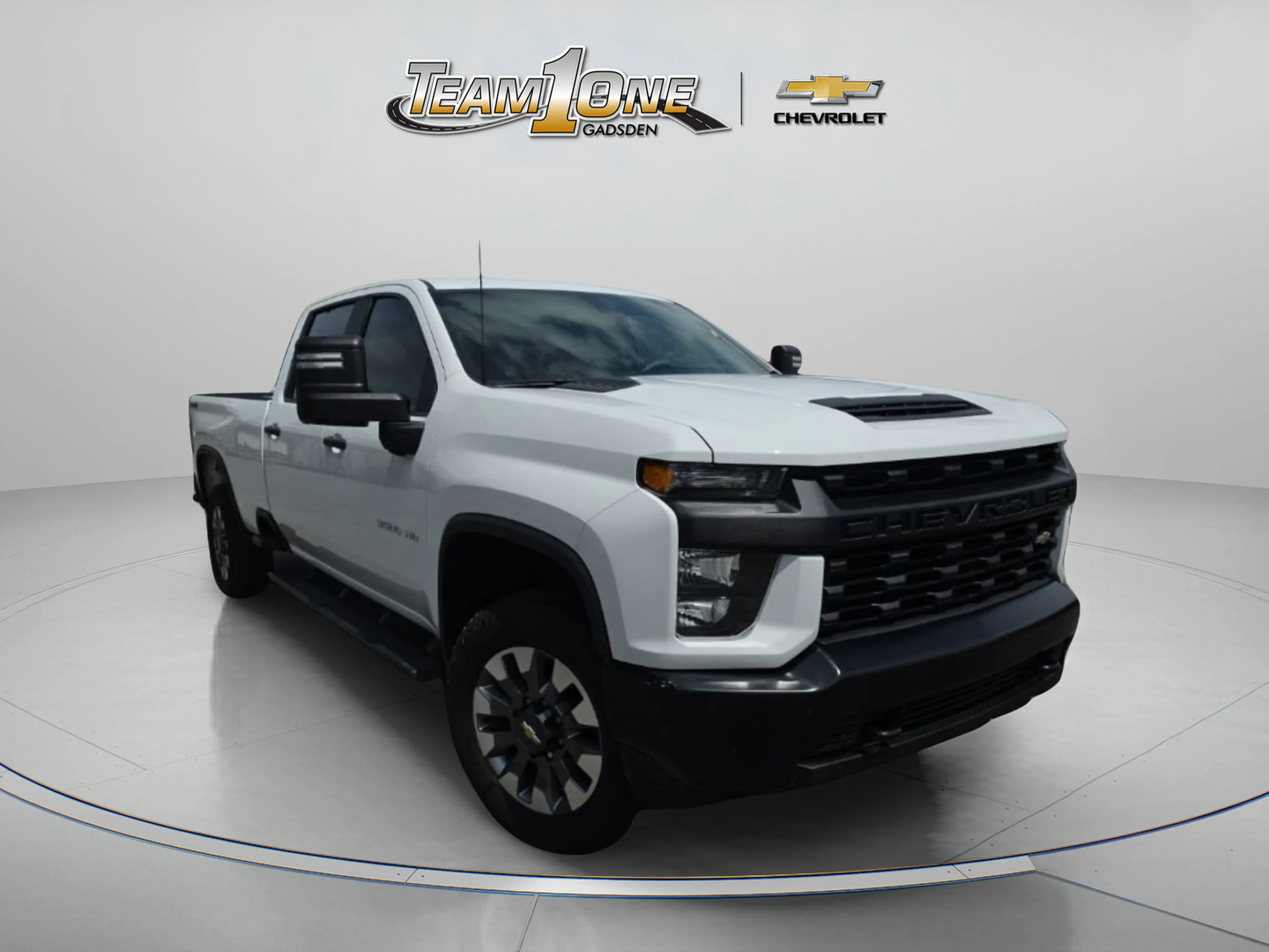 Used 2022 Summit White Chevrolet WT image 1