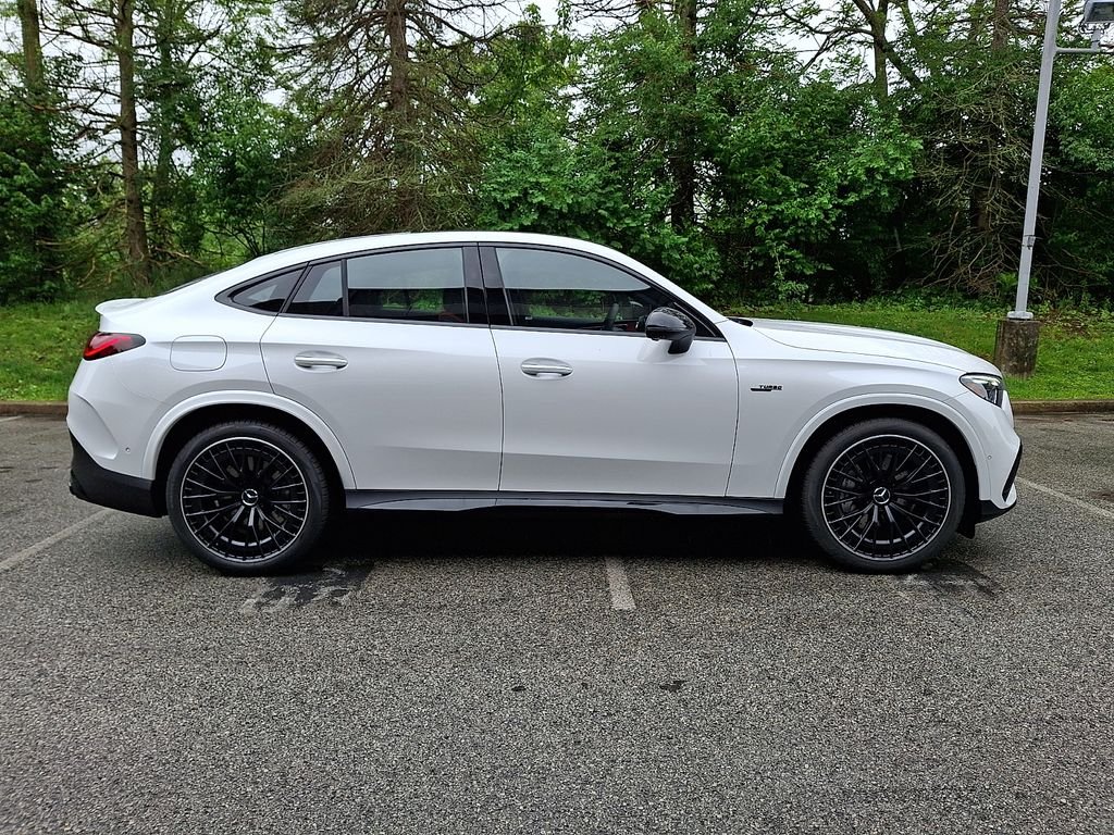 New 2026 MANUFAKTUR Moonlight White Metallic Mercedes-Benz AMG® GLC 43 4MATIC® Coupe image 7