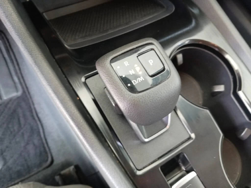 Used 2024 White Nissan SV image 34
